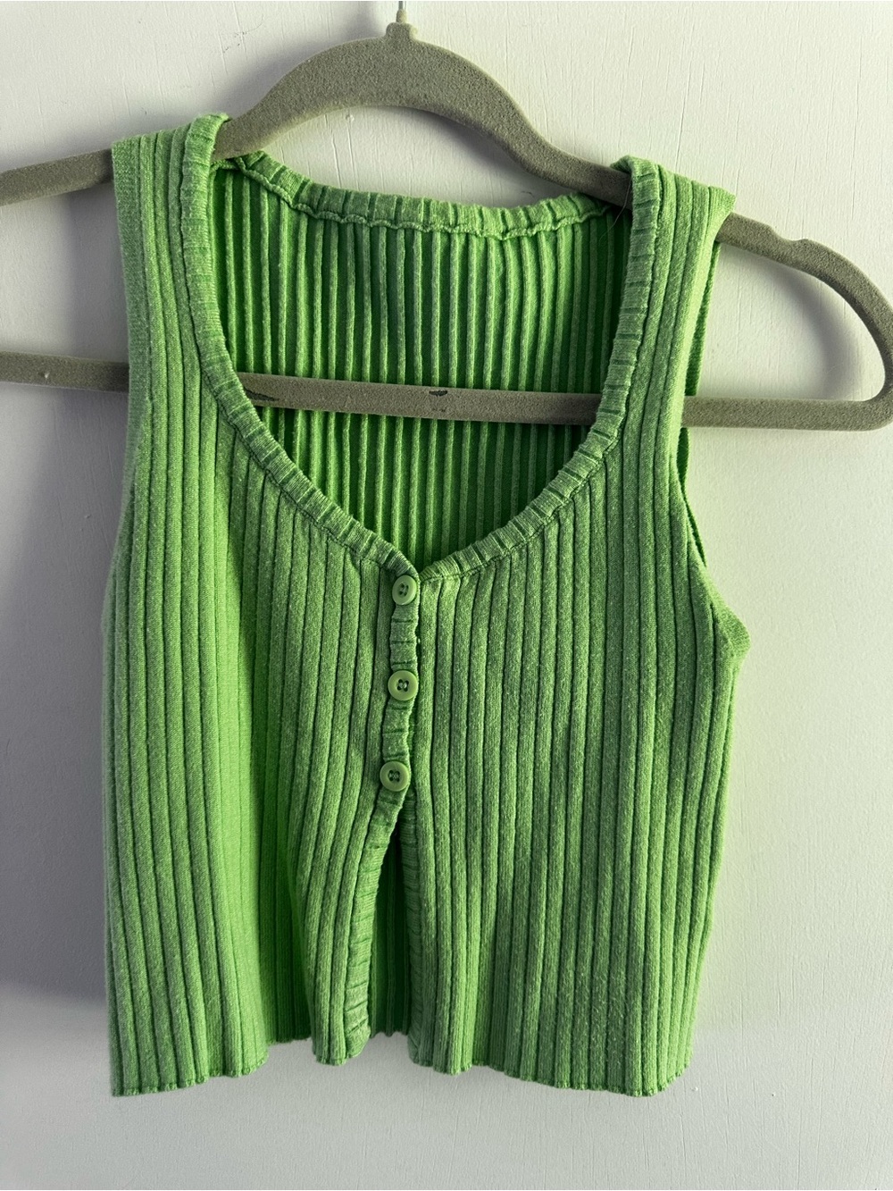 SHEIN Lime Green Ribbed Button-Front Tank Top - Picture 2 of 4